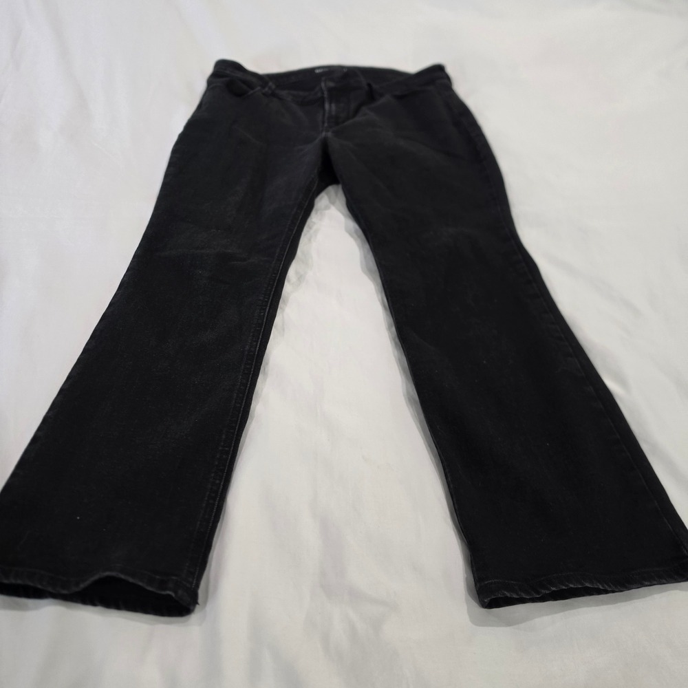 Old Navy Wow Boot-Cut Jeans Womens 14 Short Black Excellent Mid-Rise Stretch